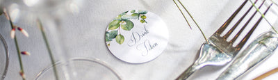 What Size Should Your Wedding Invitations Be?