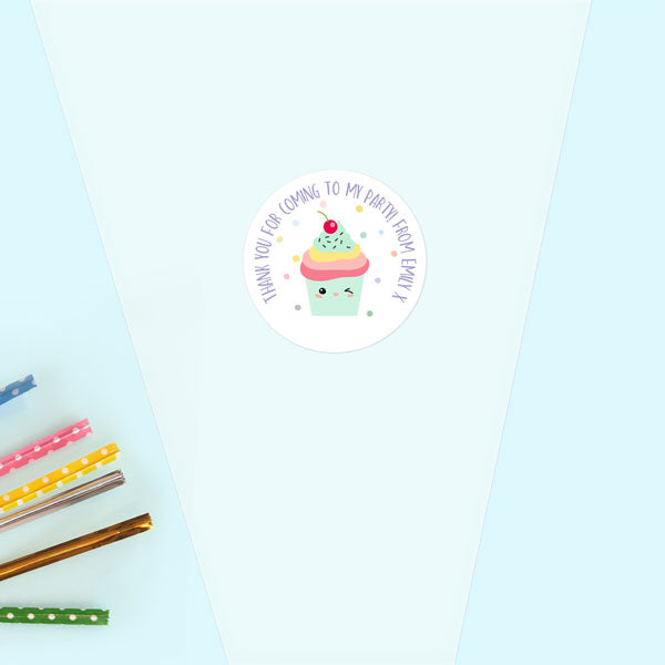 Happy Cupcakes - Sweet Cone & Sticker - Pack of 35